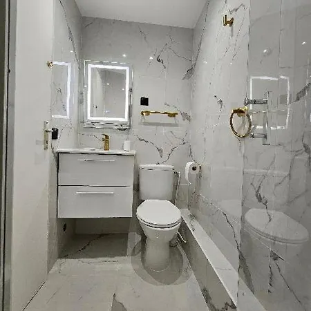 Apartment Entier, 2 *